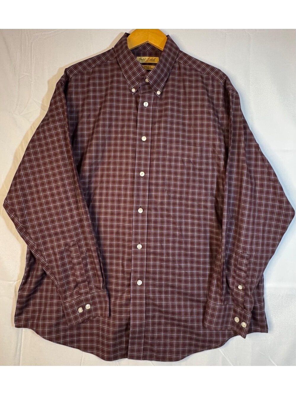 Gold Label Roundtree & Yorke Shirt XL Burgundy Plaid Non Iron Cotton